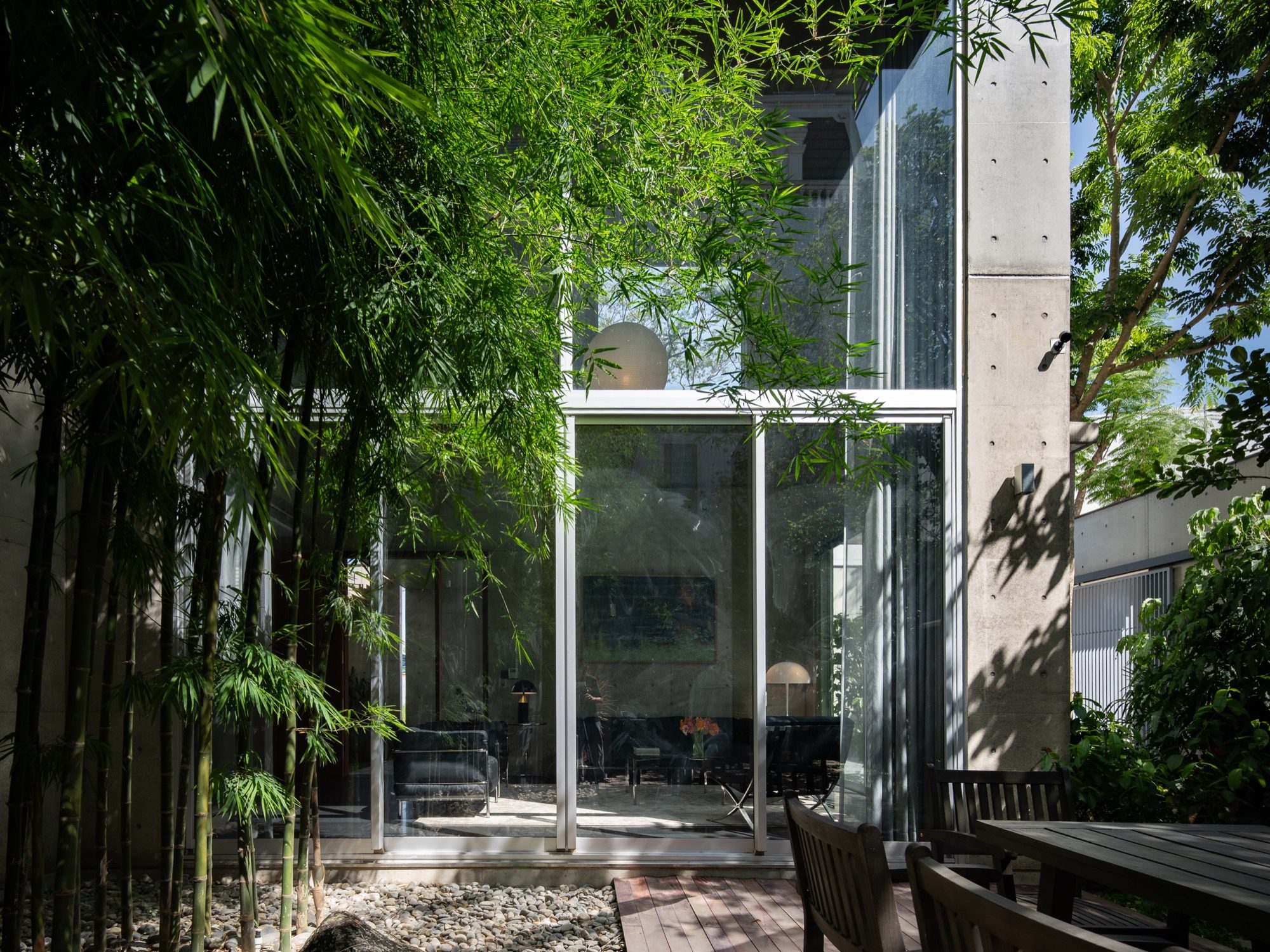 Bamboo garden at the heart of the U-shaped plan