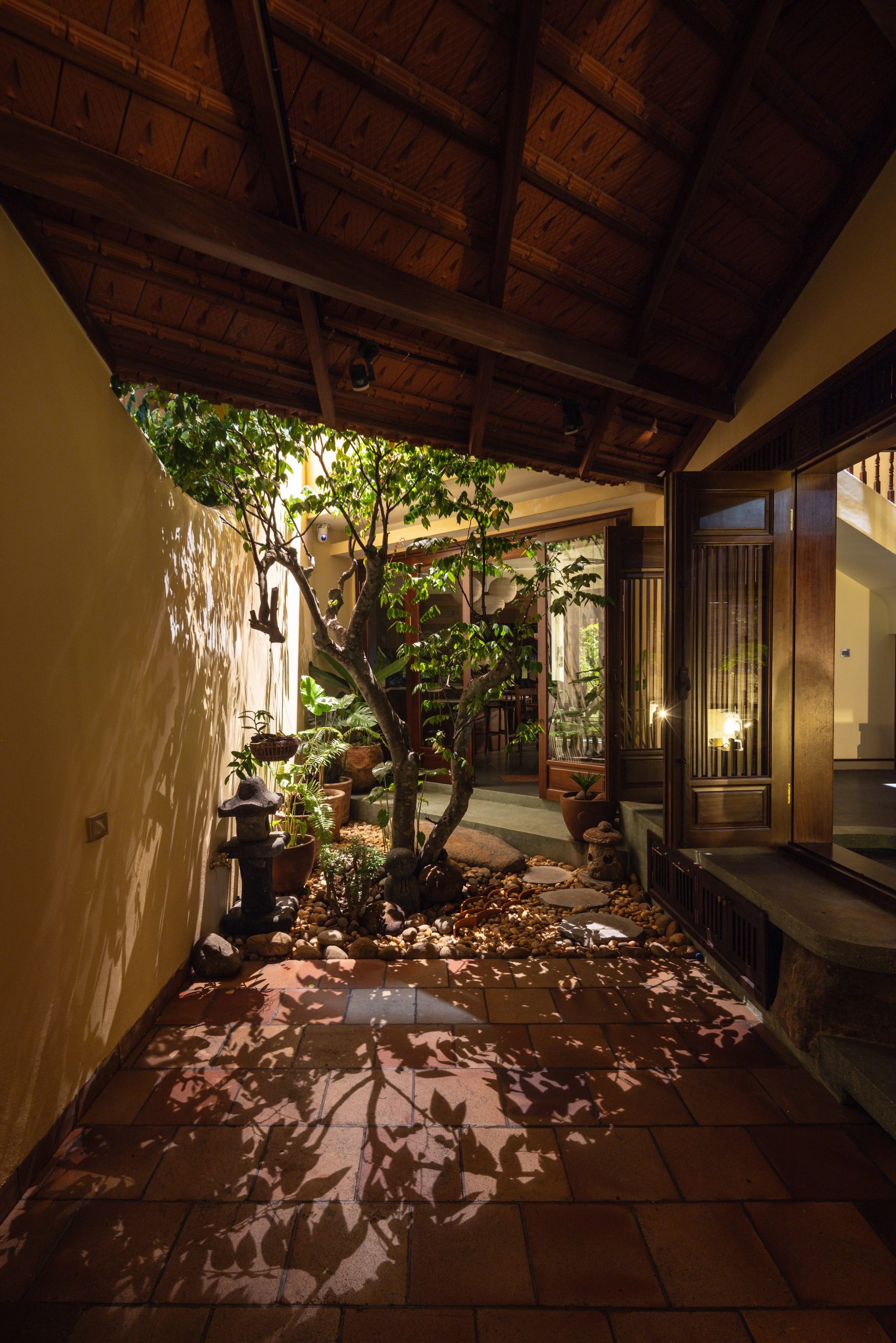 CUNCOI House architecture — photograph 33