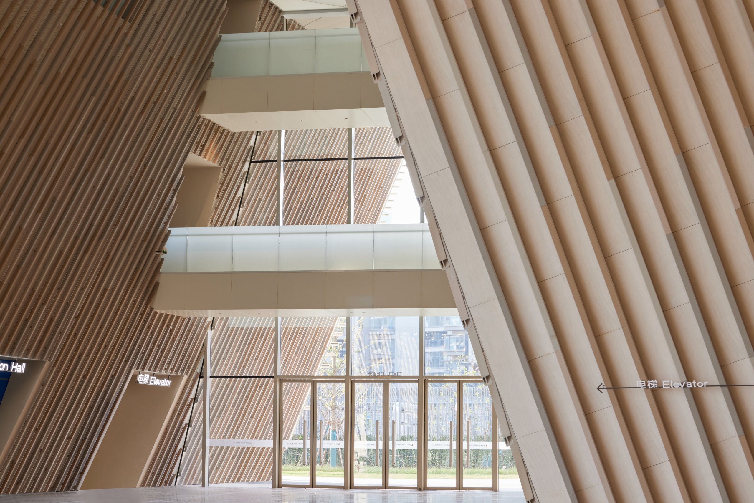 Foyer behind the double-skin facade